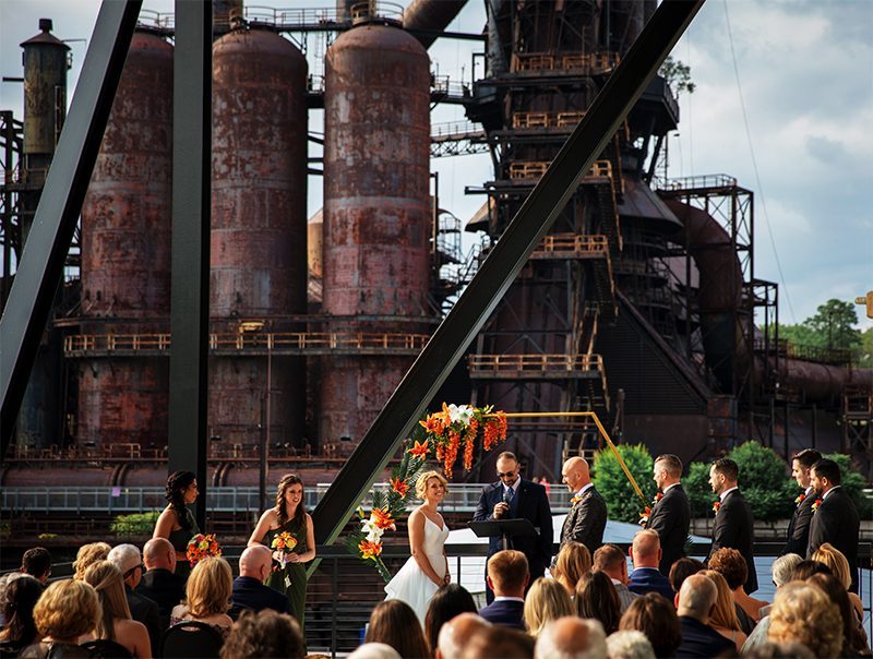PRIVATEEVENTS_wedding_deck_ceremony_800x604