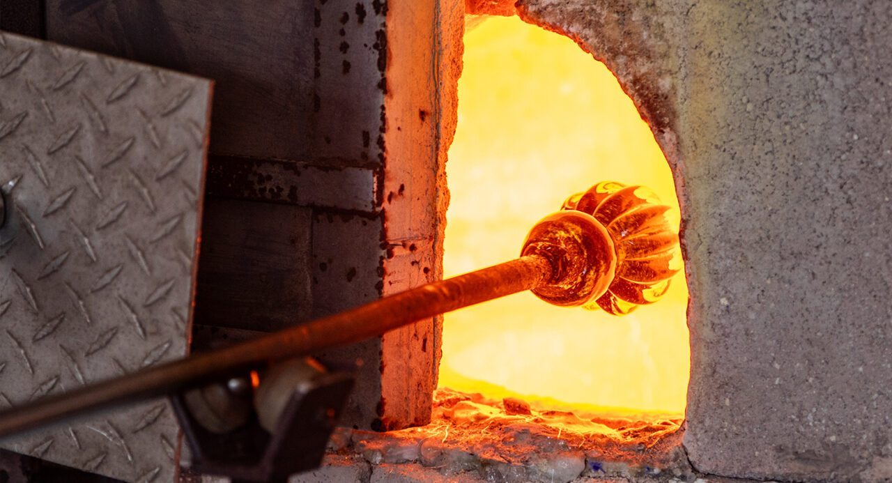 VISUALARTS_glass_bg_1440x780