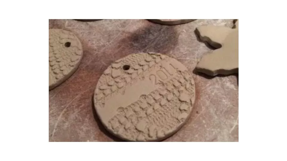 CLASS_ceramic-ornament