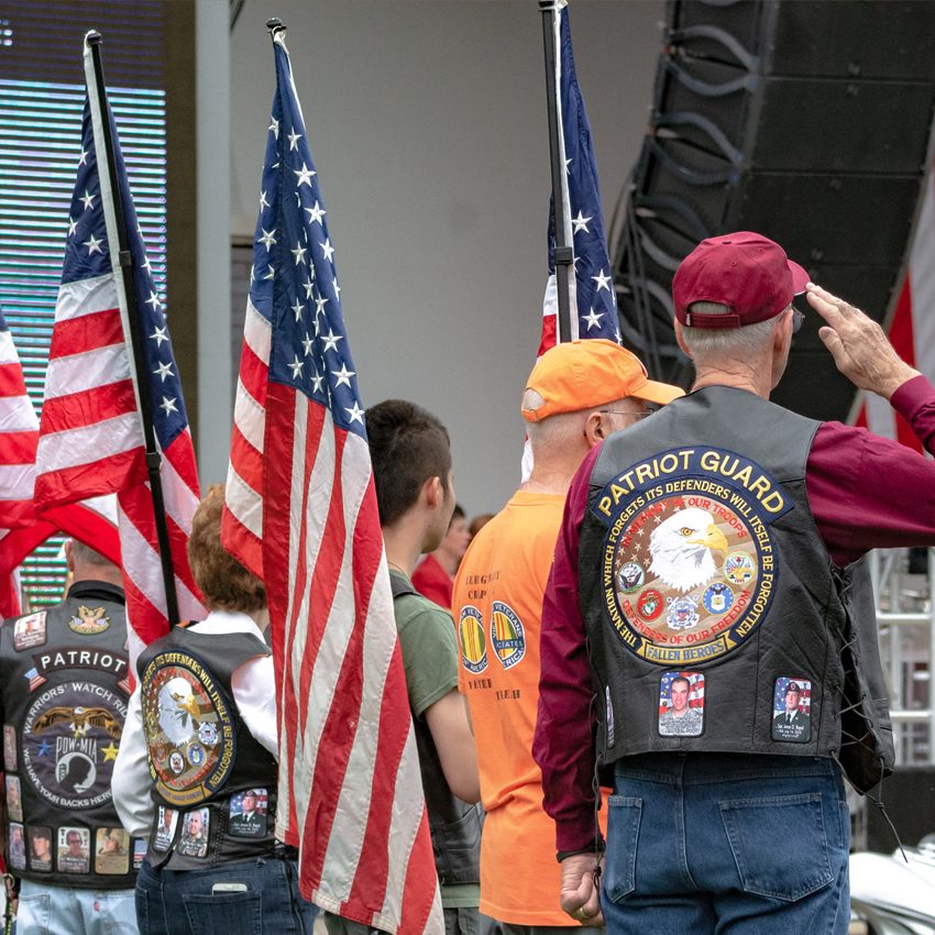 PATRIOTIC_VeteransDay_850x850