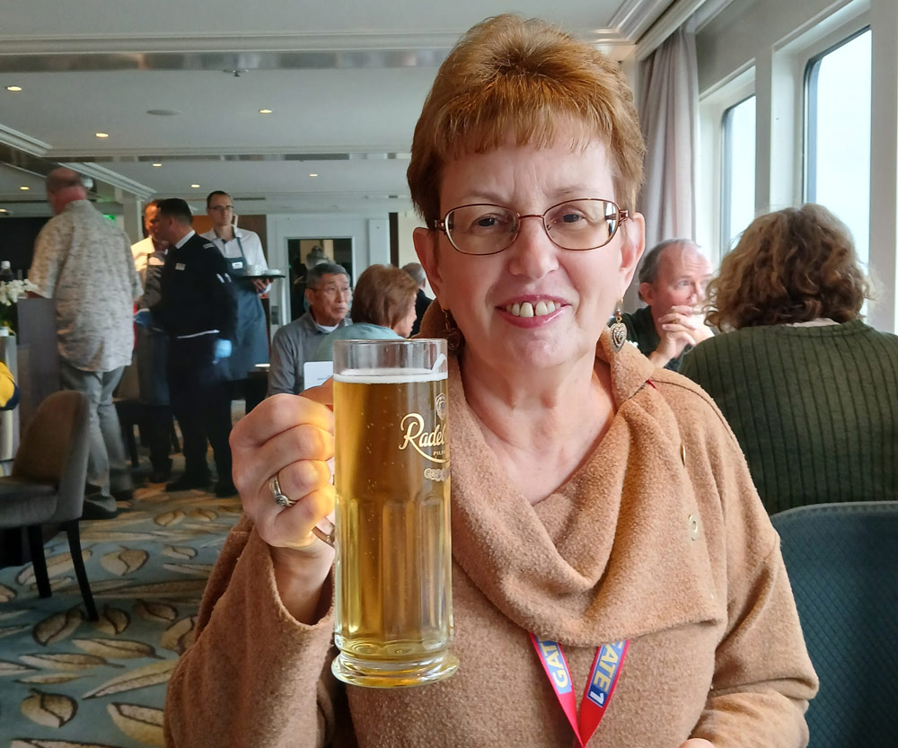 Volunteer Spotlight: Lynnette Saeger