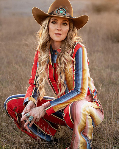 lainey-nation-vertical-400×500