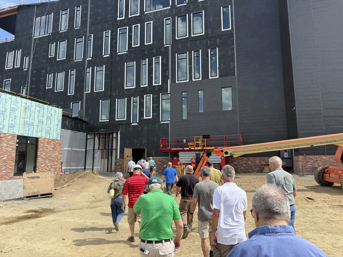 CF-tour-1