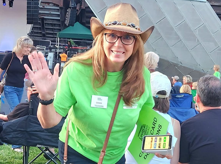 Volunteer Spotlight: Donna Passno